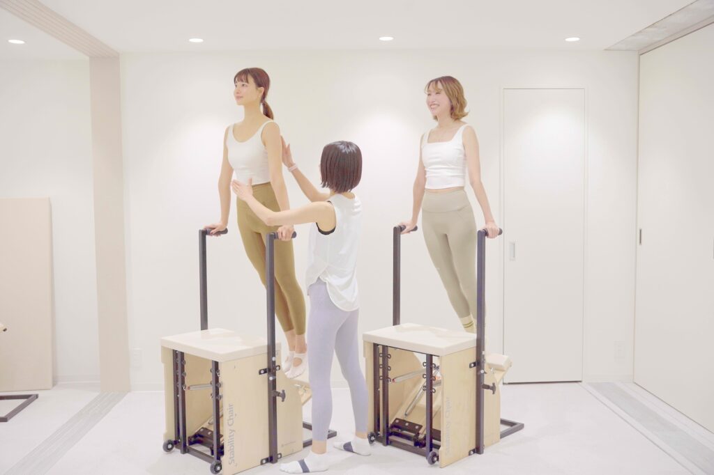 チェアを使ったレッスンの様子